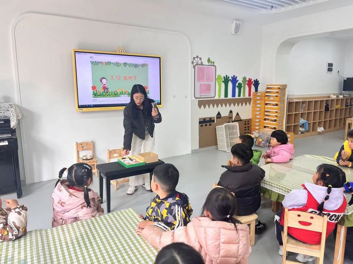 城关第六幼儿园开展植树节主题教育活动