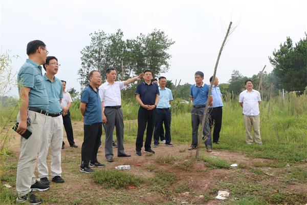 李家响率队开展野生动物保护管理工作调研