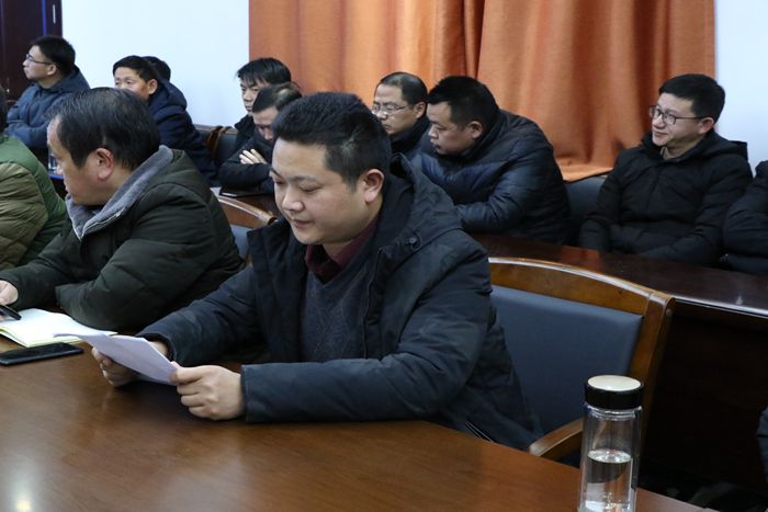 千人桥中学召开2021年秋学期班主任工作表彰暨经验交流会