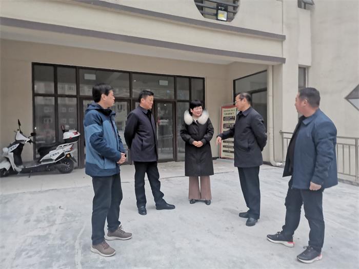 倪敬云到城关中心校调研指导工作_舒城县人民政府