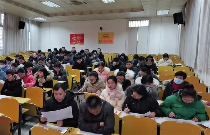 舒城中学召开高三教师备考动员会