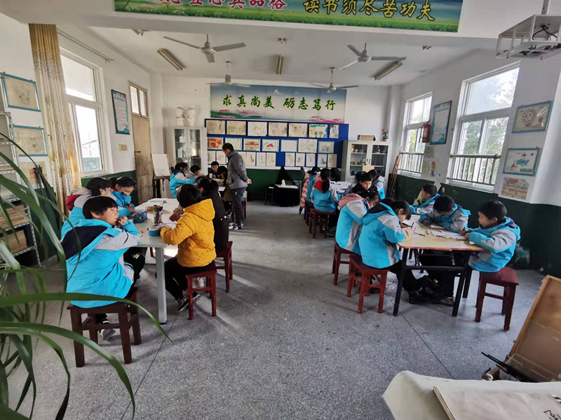 万佛湖镇中心学校积极落实双减工作