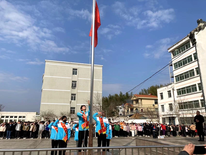 晓天中学举行"文明礼仪在我心中"活动_舒城县人民政府