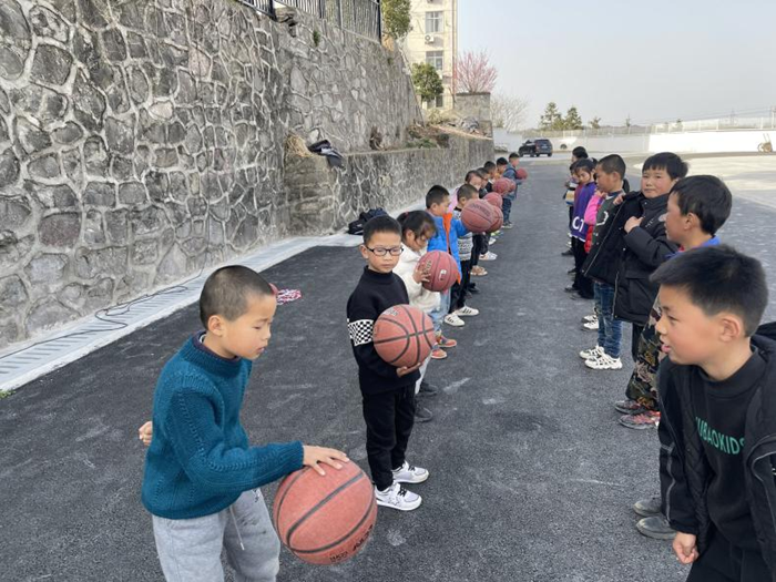 小篮球 大梦想——春秋乡中心学校"双减"系列之篮球_舒城县人民政府