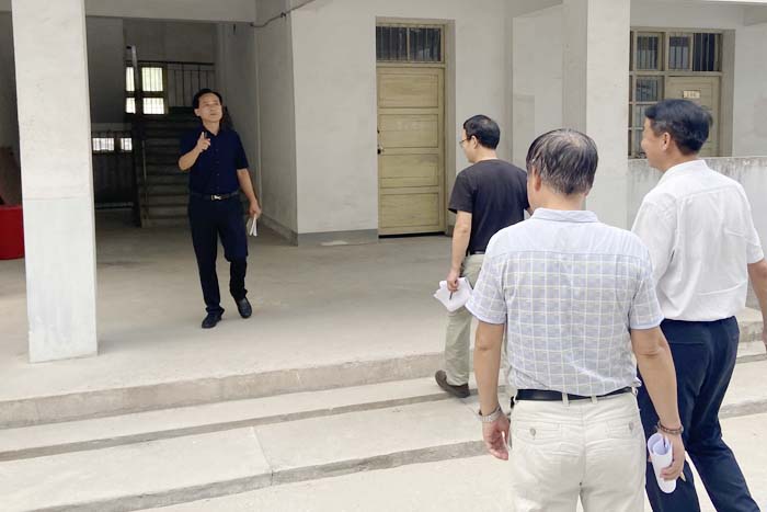 千人桥中学举行开学校园安全大检查