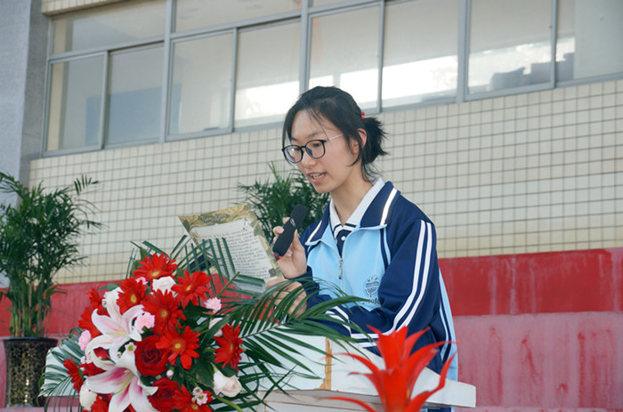 舒城中学隆重举行2023届高三毕业典礼