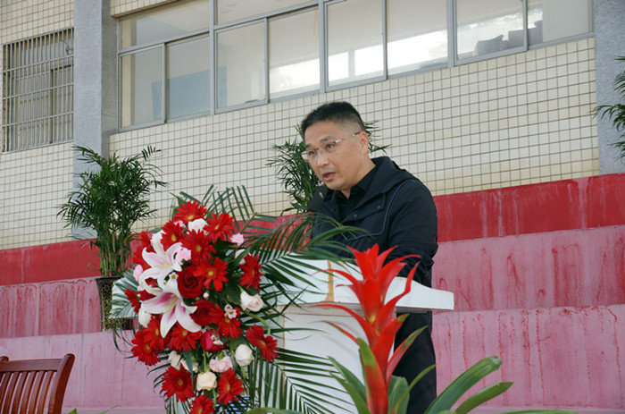 舒城中学隆重举行2023届高三毕业典礼