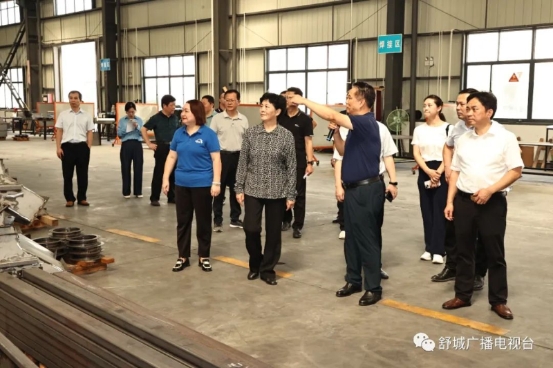 张秀萍、王万喜分别带队到舒城经济开发区城关园区、杭埠园区调度招商引资重点项目