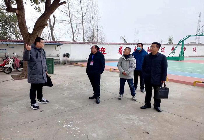 县教育局来石岗中学开展开学安全检查工作