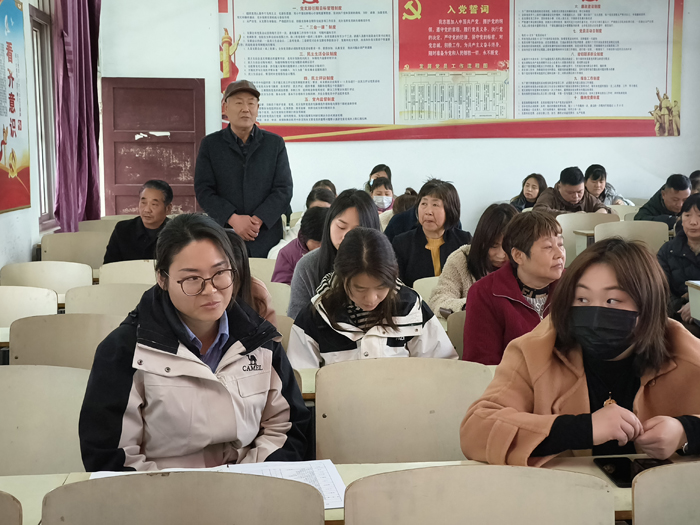 舒三初级中学家校合作膳心呵护