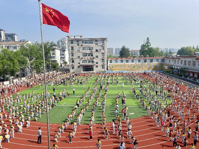 关注幼小衔接 培育雅正少年  ——城关二小教育集团龙舒路校区携手