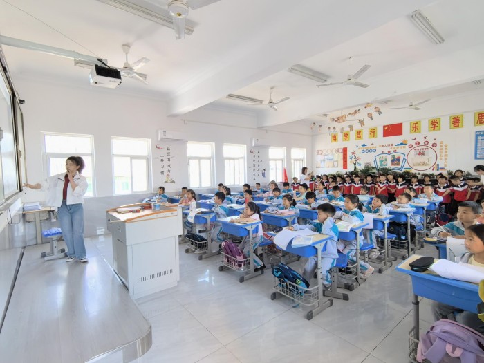 成长有期  衔接有度  ——舒师附小携县直机关幼儿园,东方红幼儿园