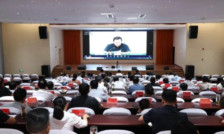 我县参加全国政协文化文史和学习委员会举办“弘扬正确二战史观，传承伟大抗战精神”第七期 “文史讲堂” 专题讲座