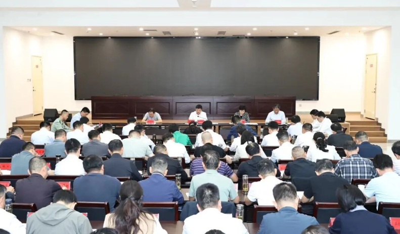 县委常委会（扩大）会议召开