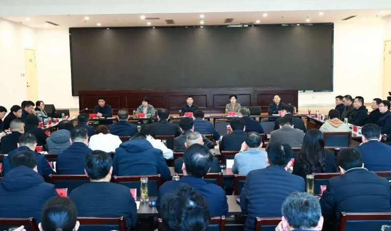 县委举办树立和践行正确政绩观学习教育集中交流研讨会