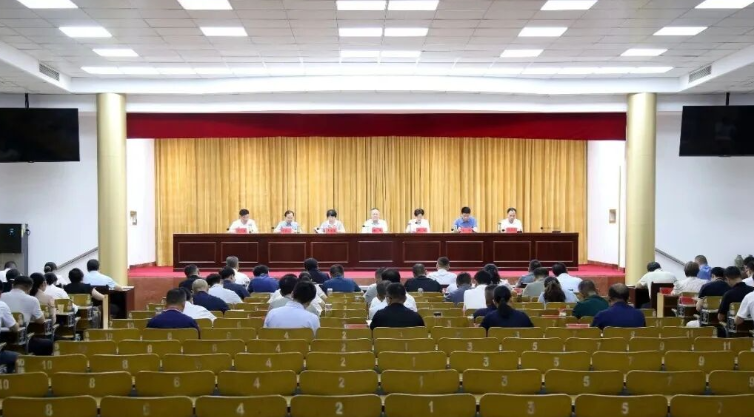 县委农村工作领导小组（扩大）会议召开